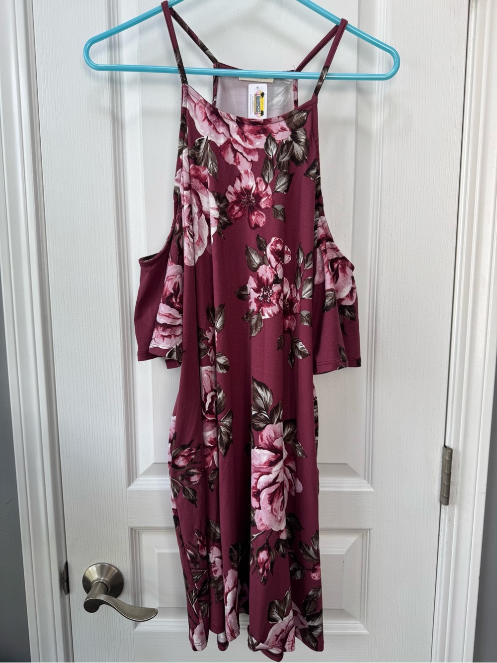 Cold-Shoulder Floral Mini Dress in Burgundy